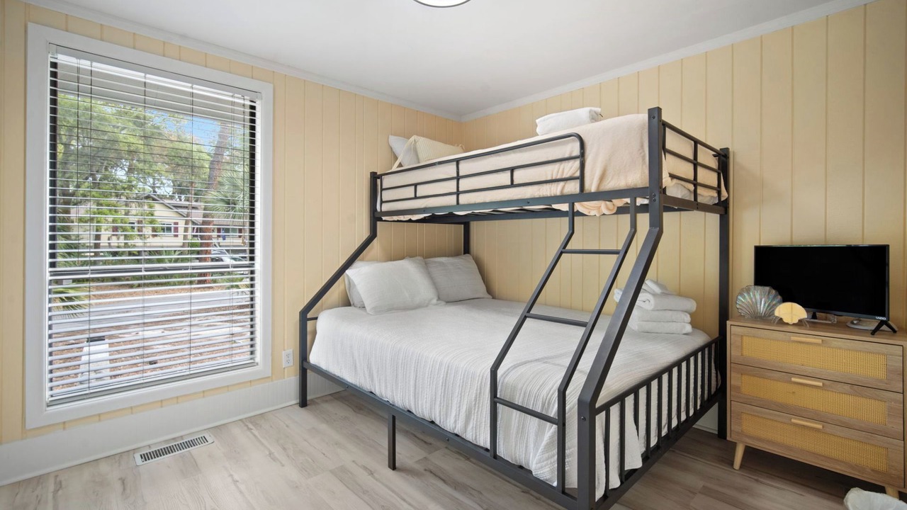 Photo of Bedroom in Blue Heron Lake