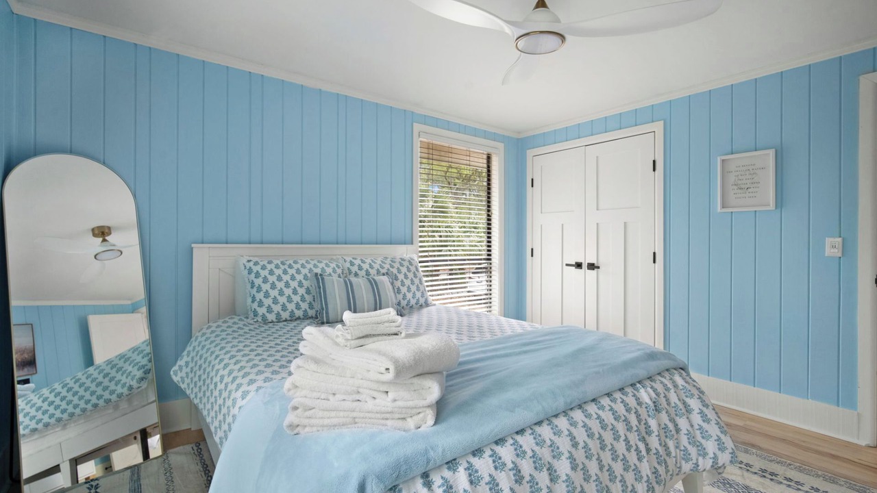Photo of Bedroom in Blue Heron Lake
