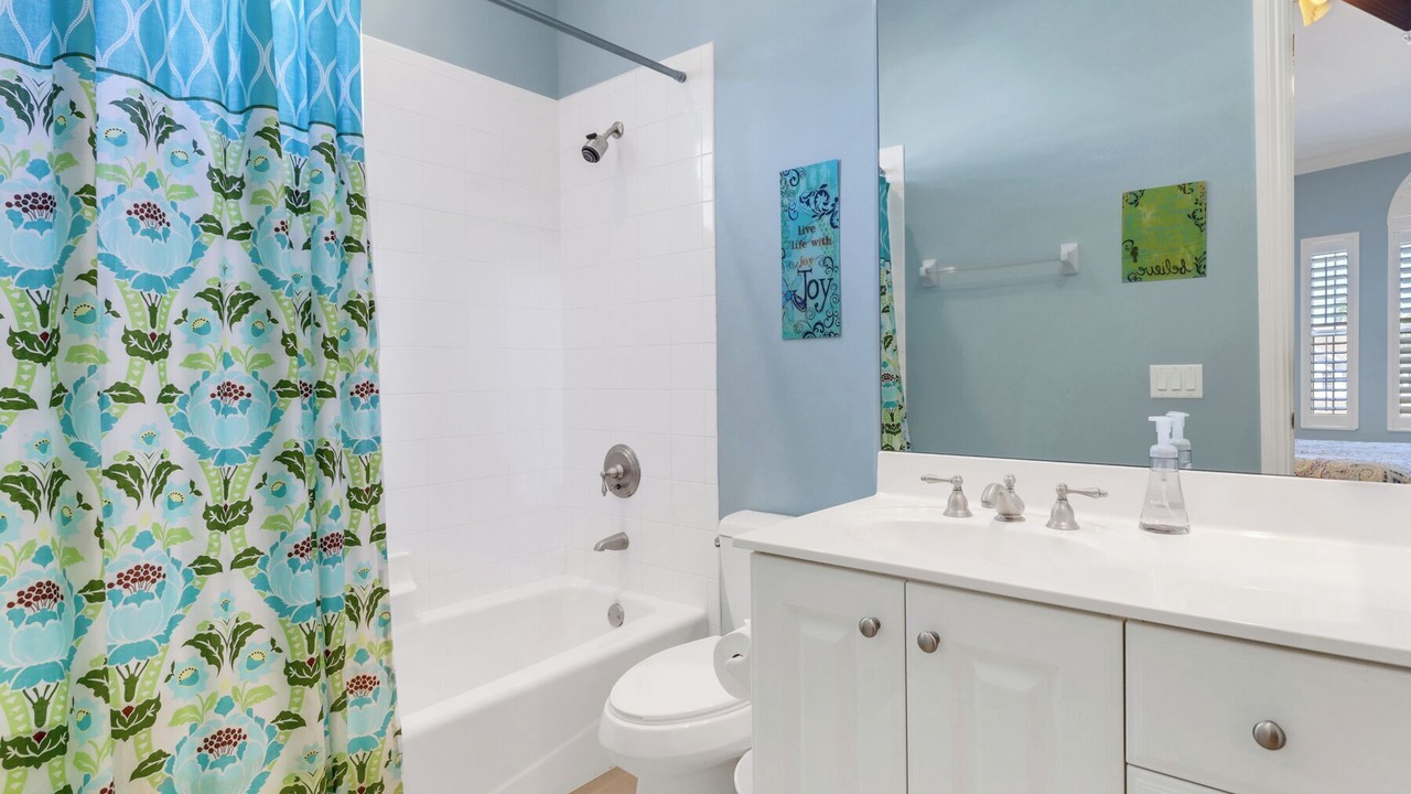 Photo of Bathroom in Naples