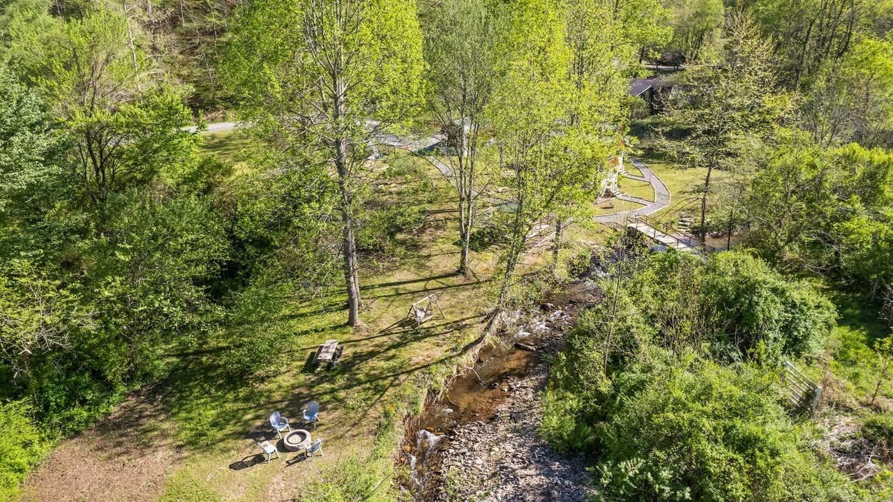 Photo of Outdoor in Cullowhee