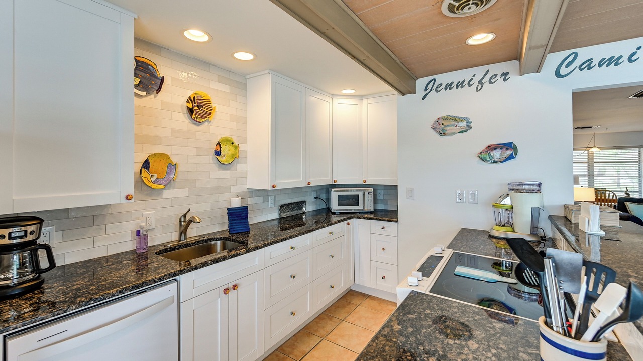 Photo of Kitchen in Isles of Capri