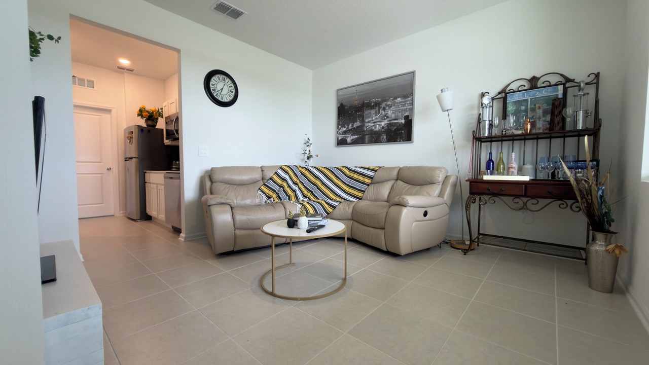 Photo of Livingroom in Haines City