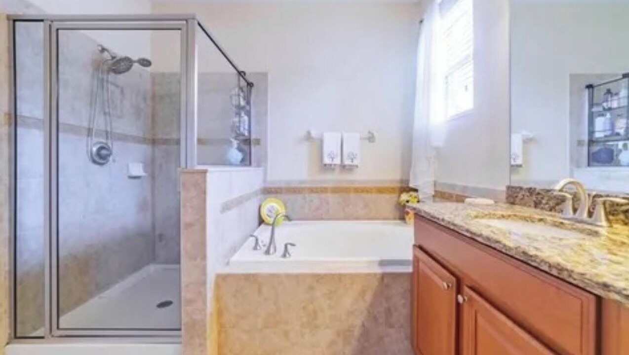 Photo of Bathroom in Live Oak Preserve