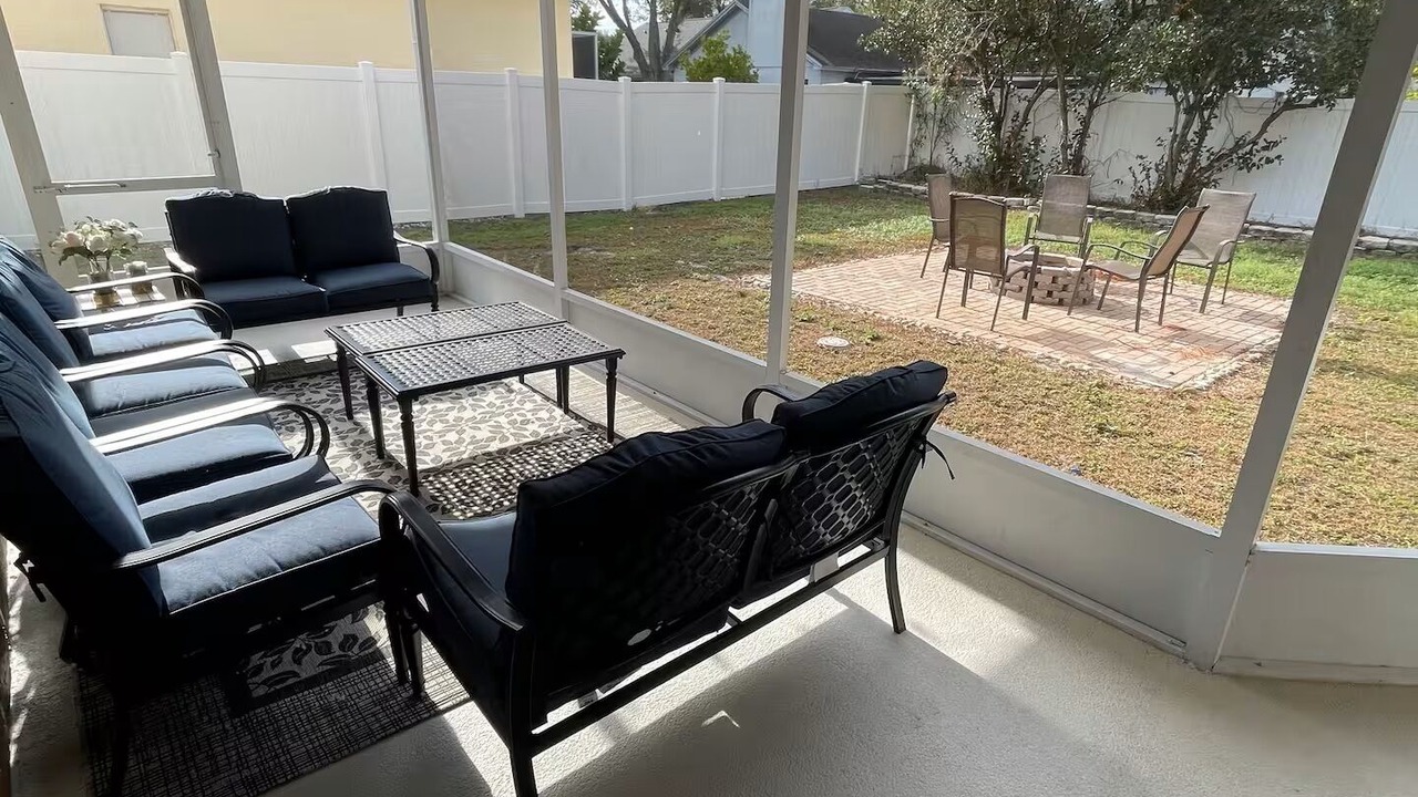 Photo of Patio Balcony in County Line Coalition