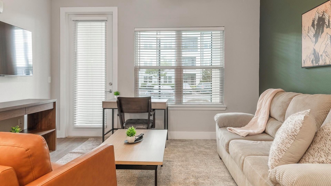 Photo of Livingroom in Southeast Orlando
