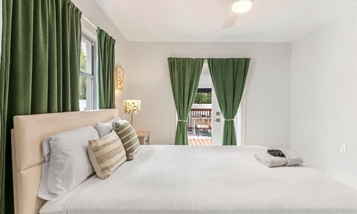 Photo of Bedroom in Shore Acres