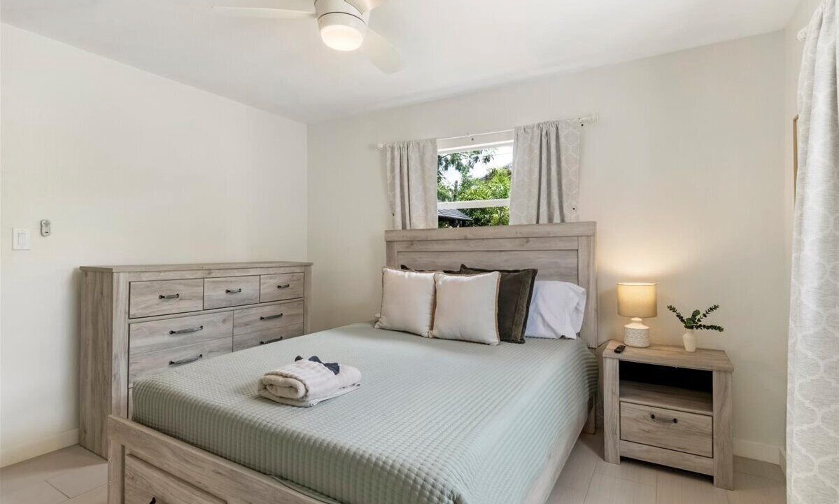 Photo of Bedroom in Shore Acres
