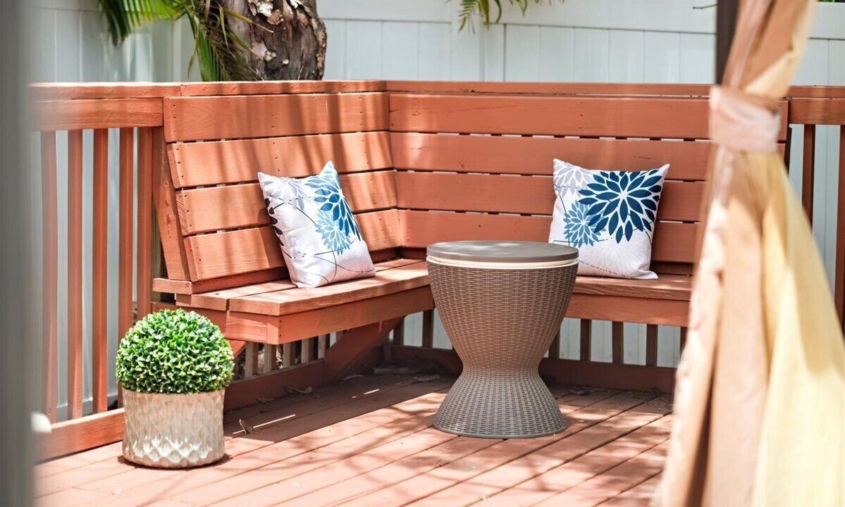 Photo of Patio Balcony in Shore Acres