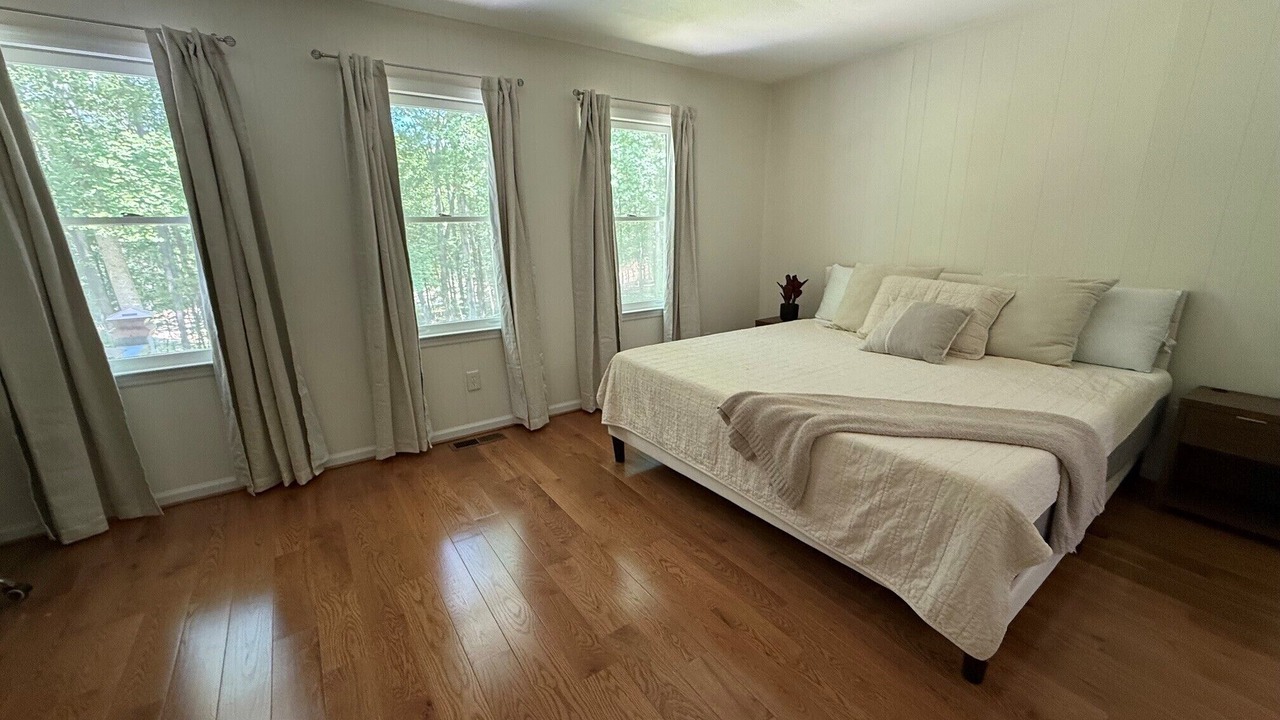 Photo of Bedroom in Martin