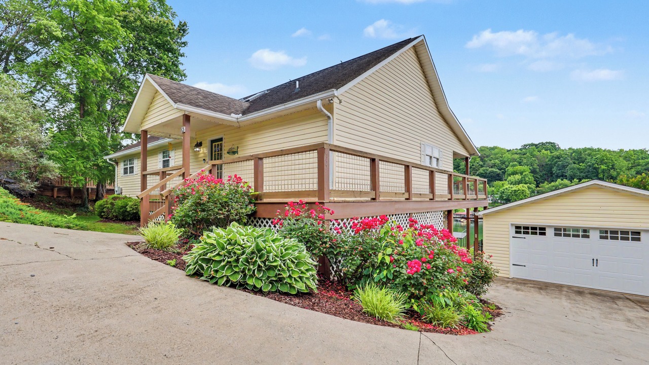 Photo of Outdoor in Hayesville