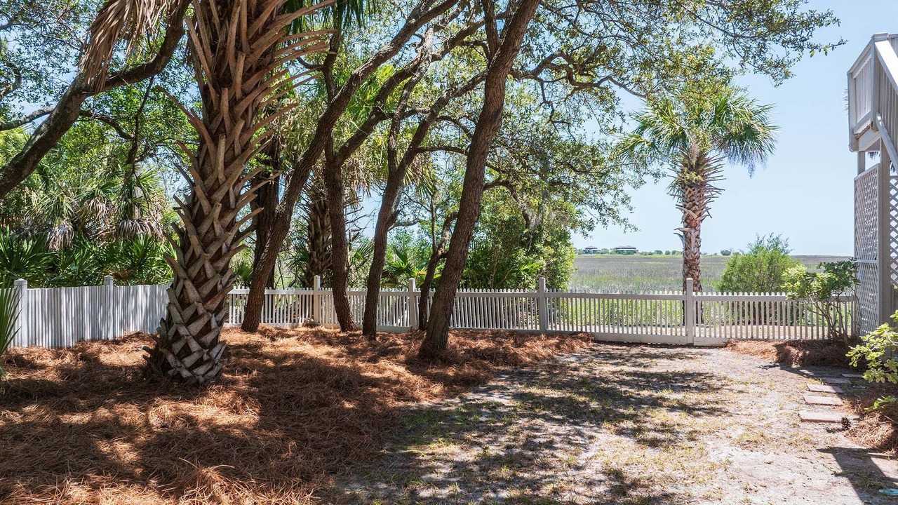 Photo of Outdoor in Oceanmarsh Subdivision