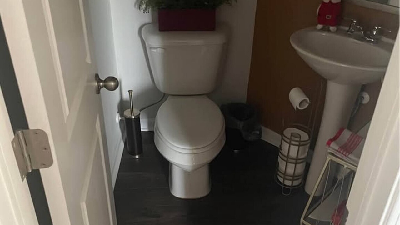 Photo of Bathroom in Graniteville