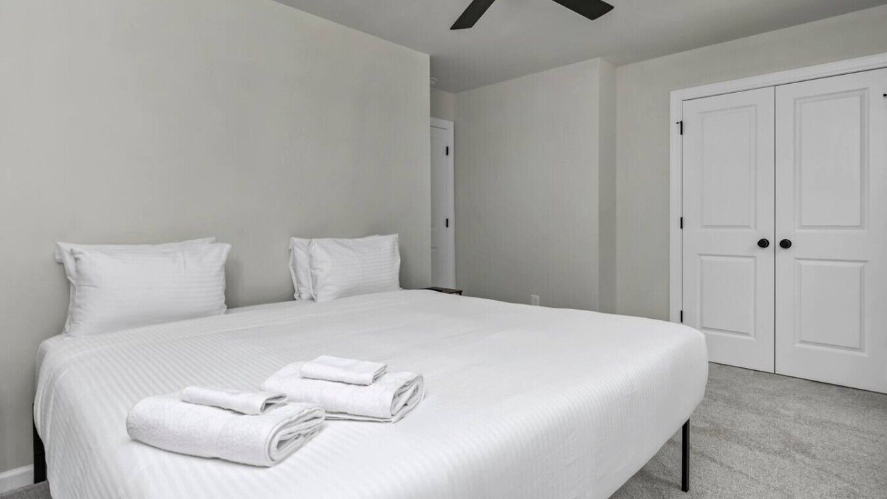 Photo of Bedroom in Leesville