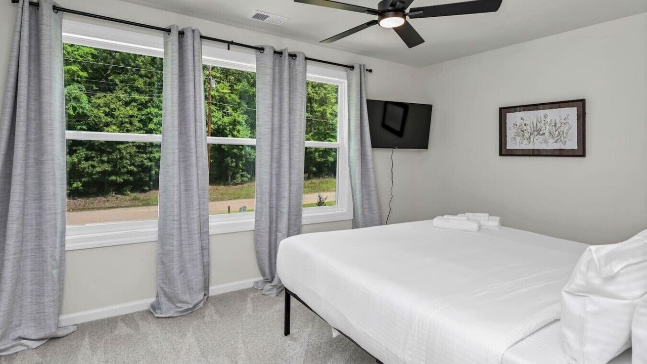 Photo of Bedroom in Leesville