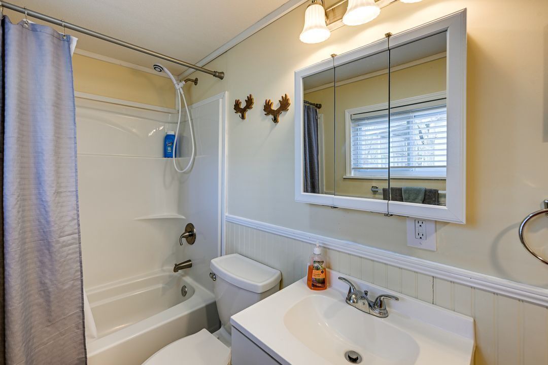 Photo of Bathroom in Qualla