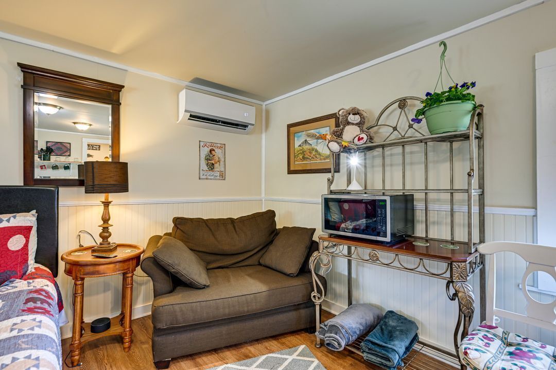Photo of Livingroom in Qualla