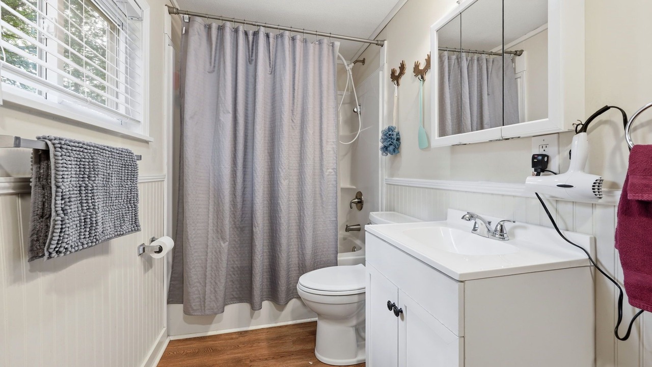 Photo of Bathroom in Qualla