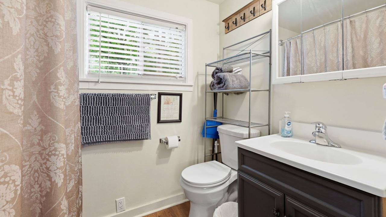 Photo of Bathroom in Qualla