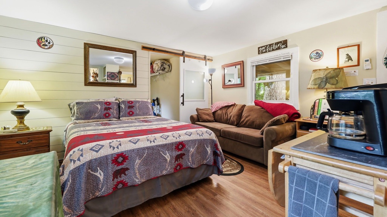 Photo of Bedroom in Qualla