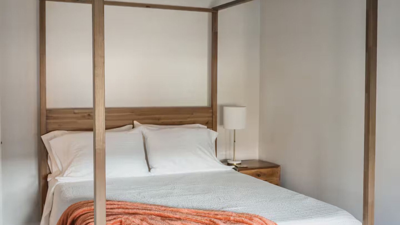 Photo of Bedroom in Abbeville