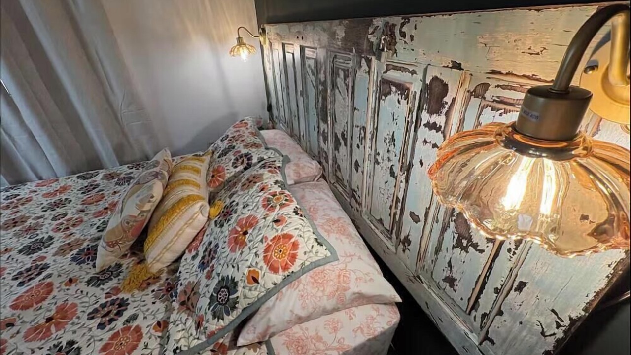 Photo of Bedroom in Salem