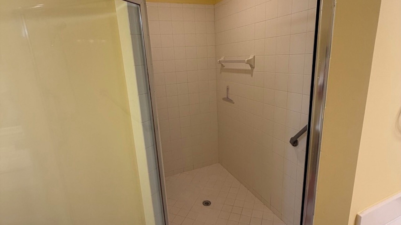 Photo of Bathroom in Naples