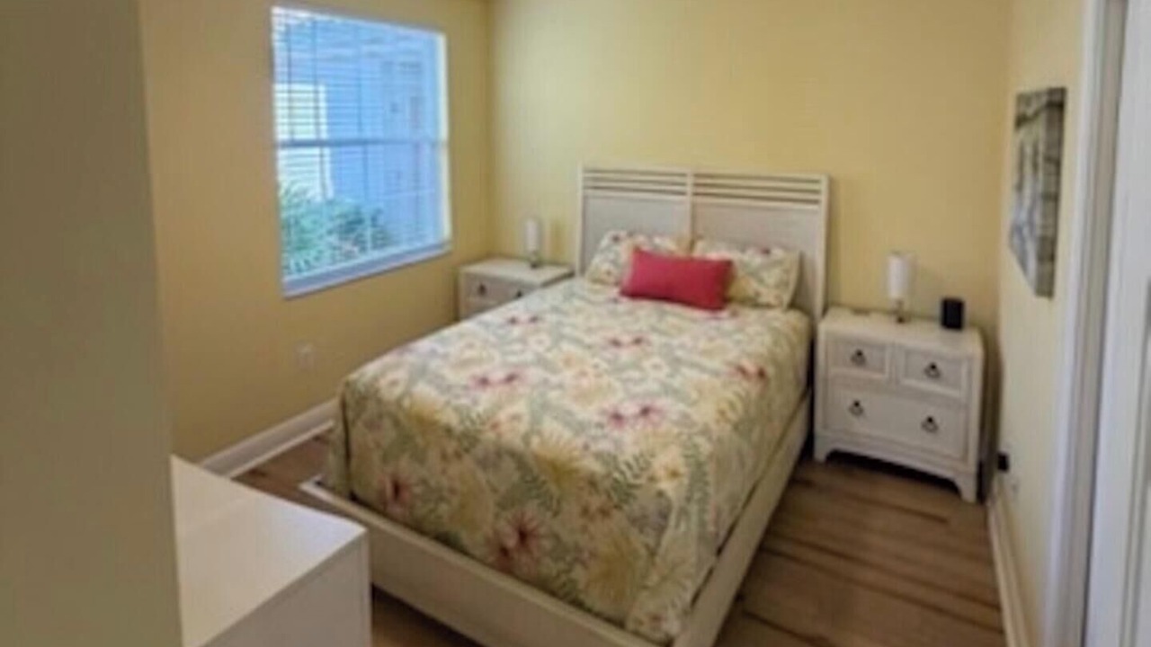 Photo of Bedroom in Naples