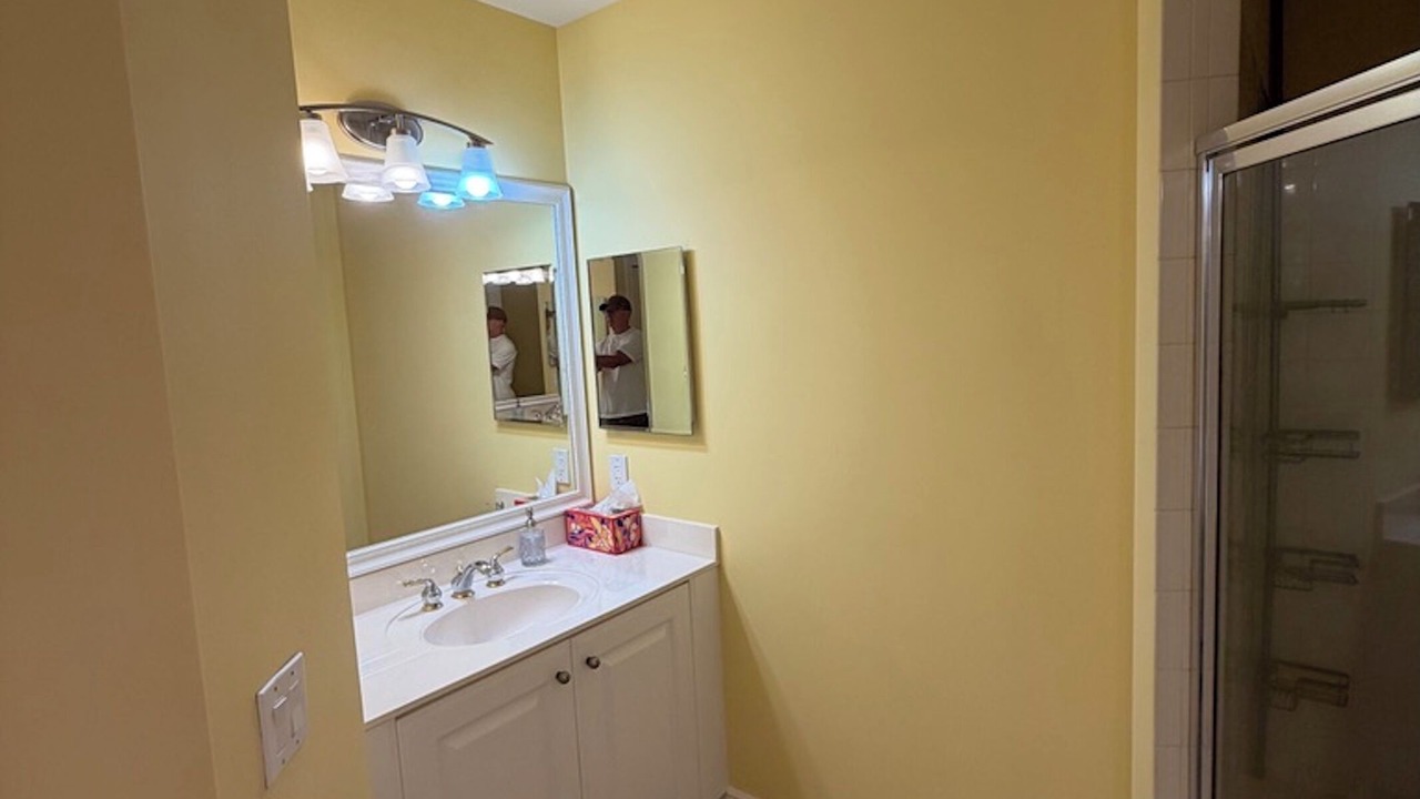 Photo of Bathroom in Naples
