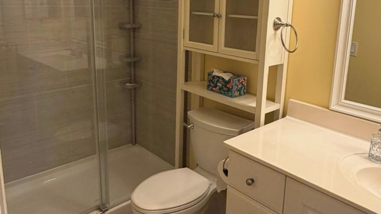 Photo of Bathroom in Naples