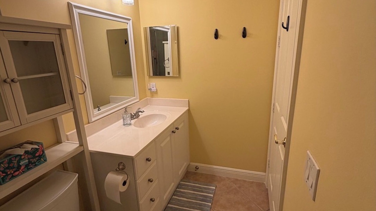 Photo of Bathroom in Naples