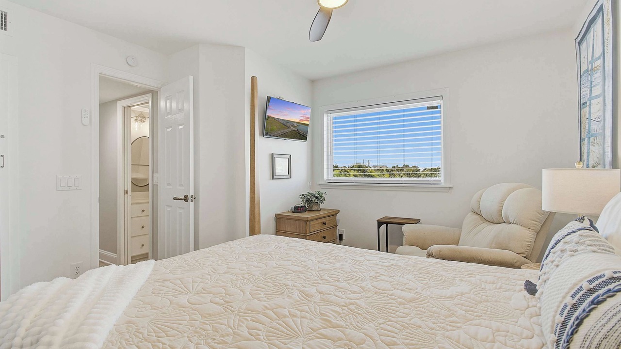 Photo of Bedroom in Edisto Island