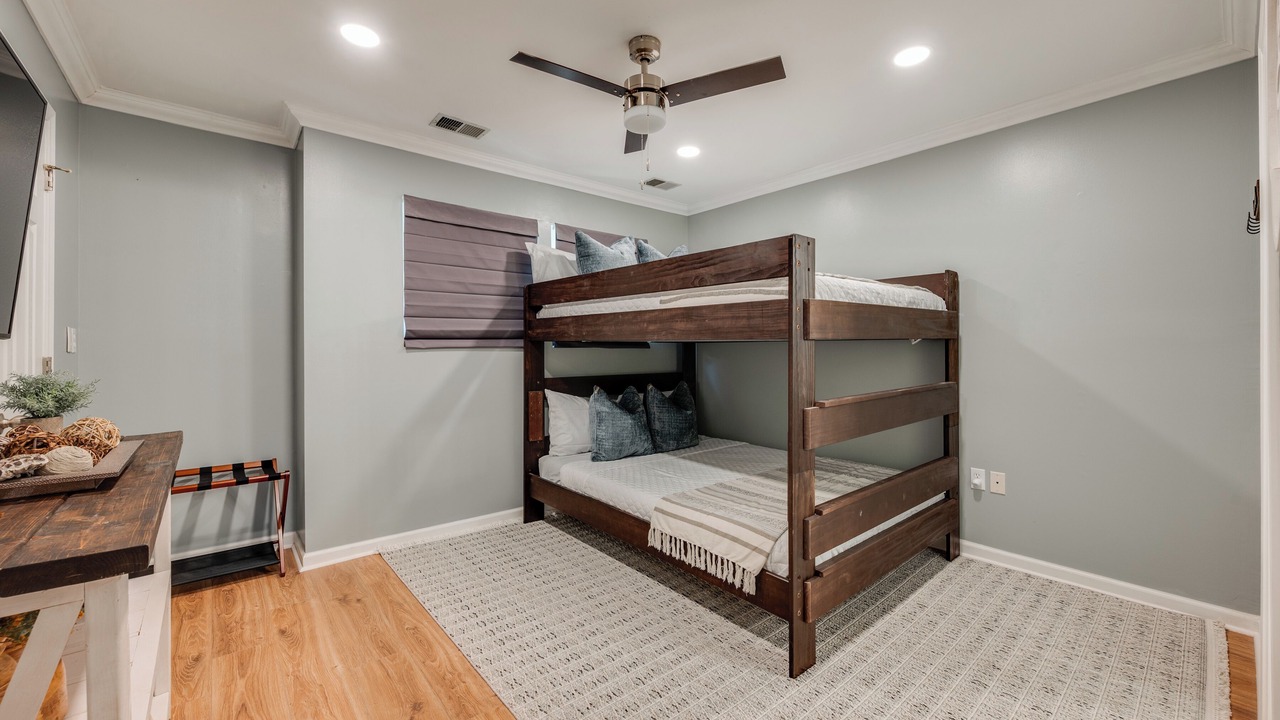 Photo of Bedroom in Seneca