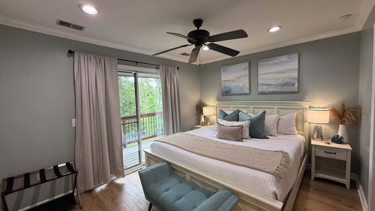 Photo of Bedroom in Seneca
