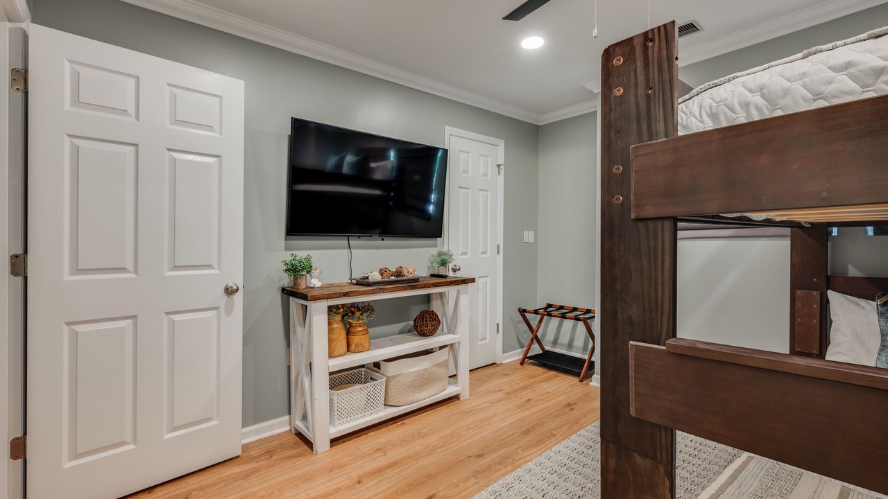 Photo of Bedroom in Seneca