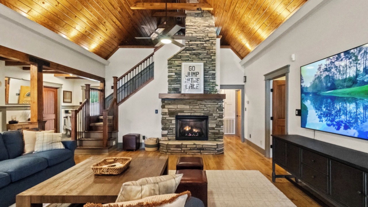 Photo of Bedroom in Chapin