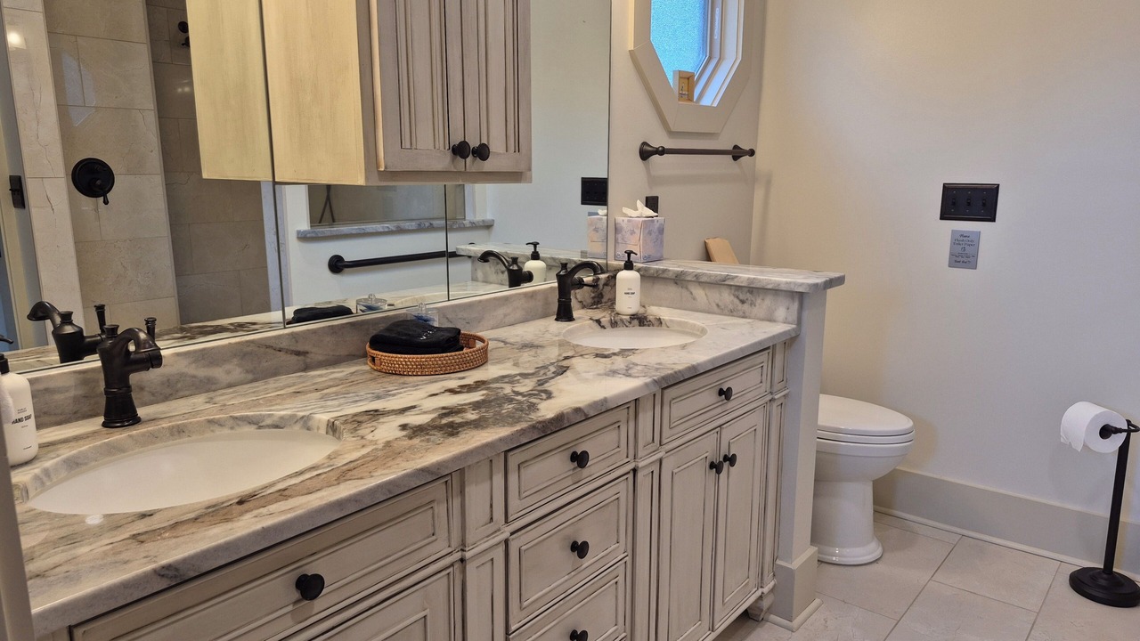 Photo of Bathroom in Chapin