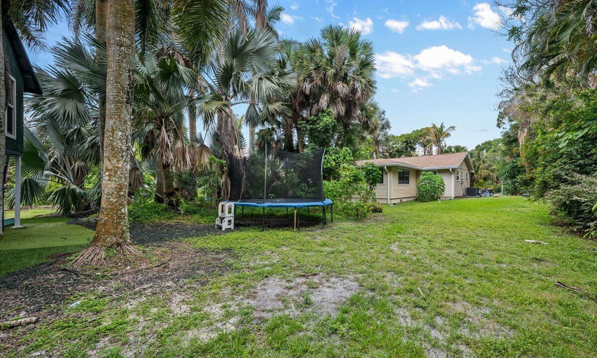 Photo of Outdoor in Jupiter Farms