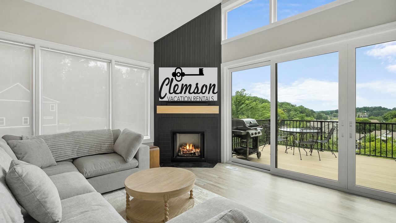 Photo of Livingroom in Seneca