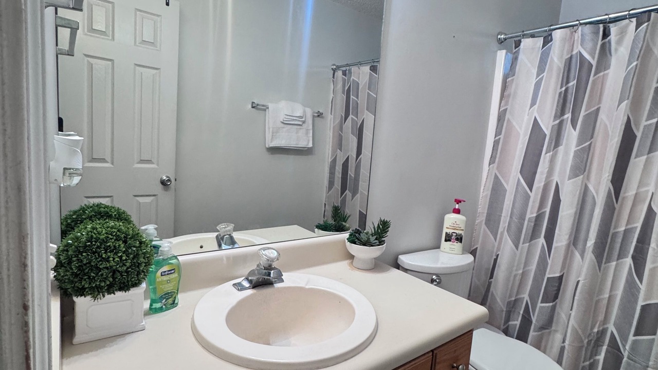 Photo of Bathroom in Hinesville