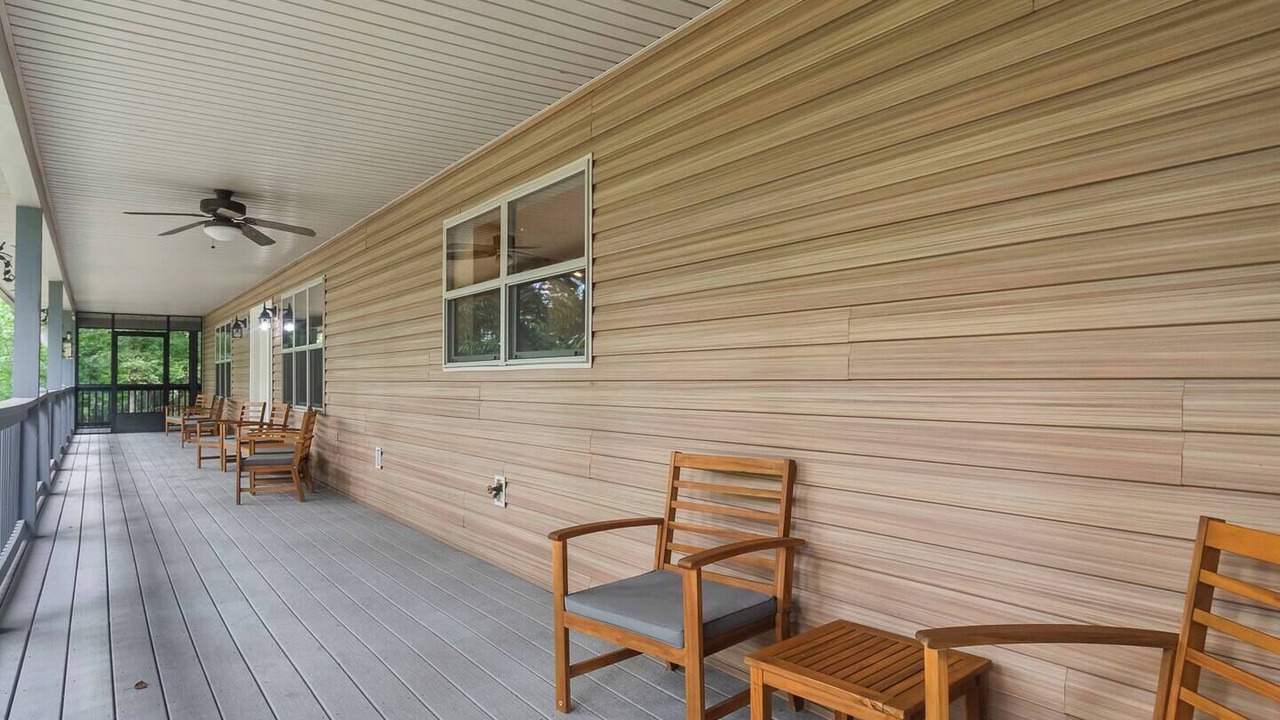 Photo of Patio Balcony in Brasstown