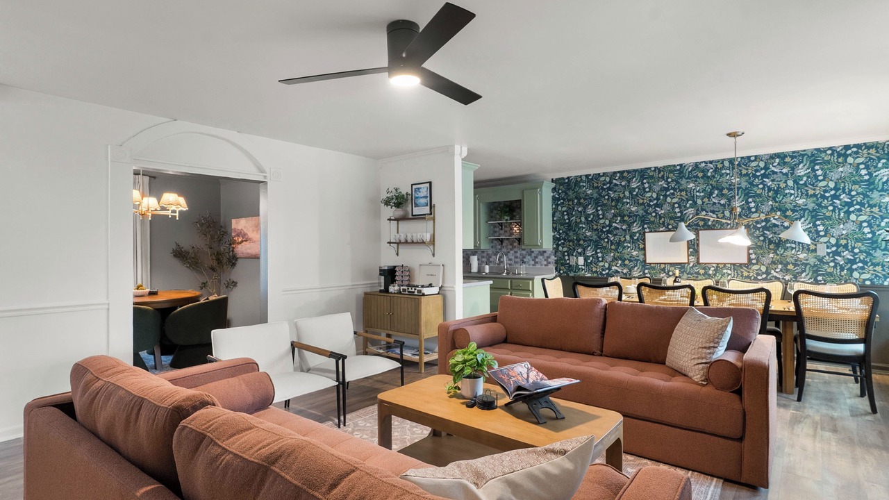 Photo of Livingroom in Seneca