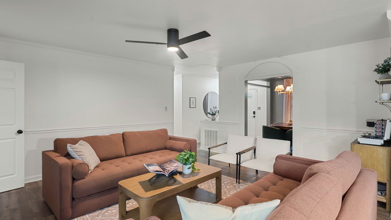 Photo of Livingroom in Seneca