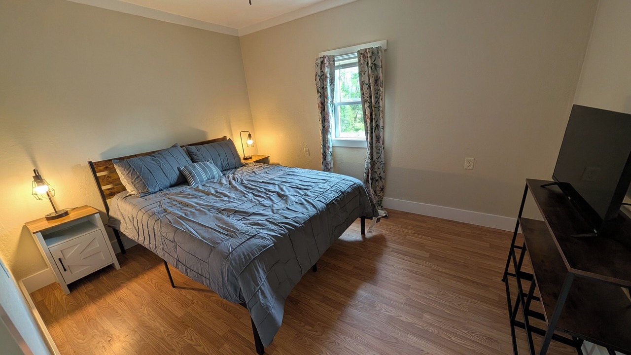 Photo of Bedroom in Lake Toxaway
