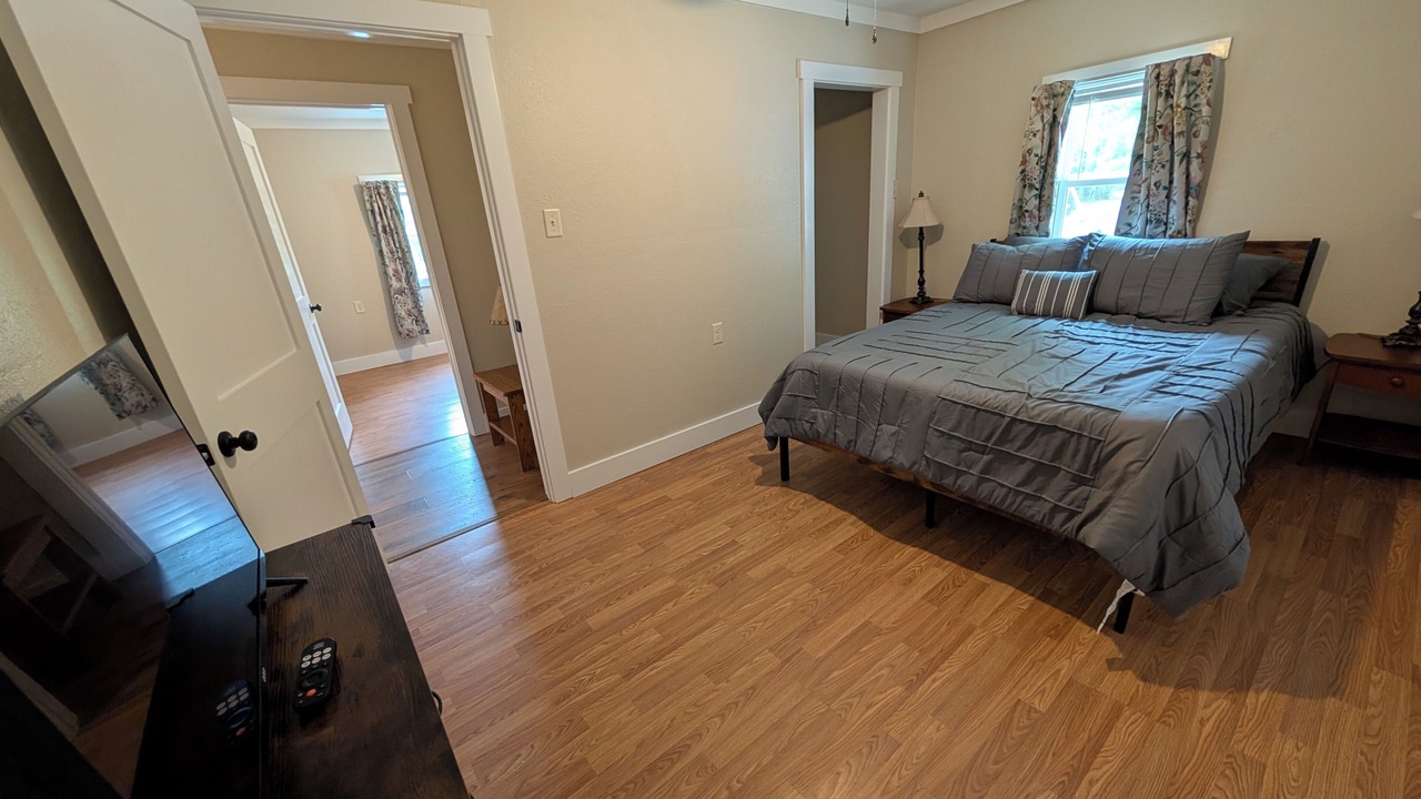 Photo of Bedroom in Lake Toxaway