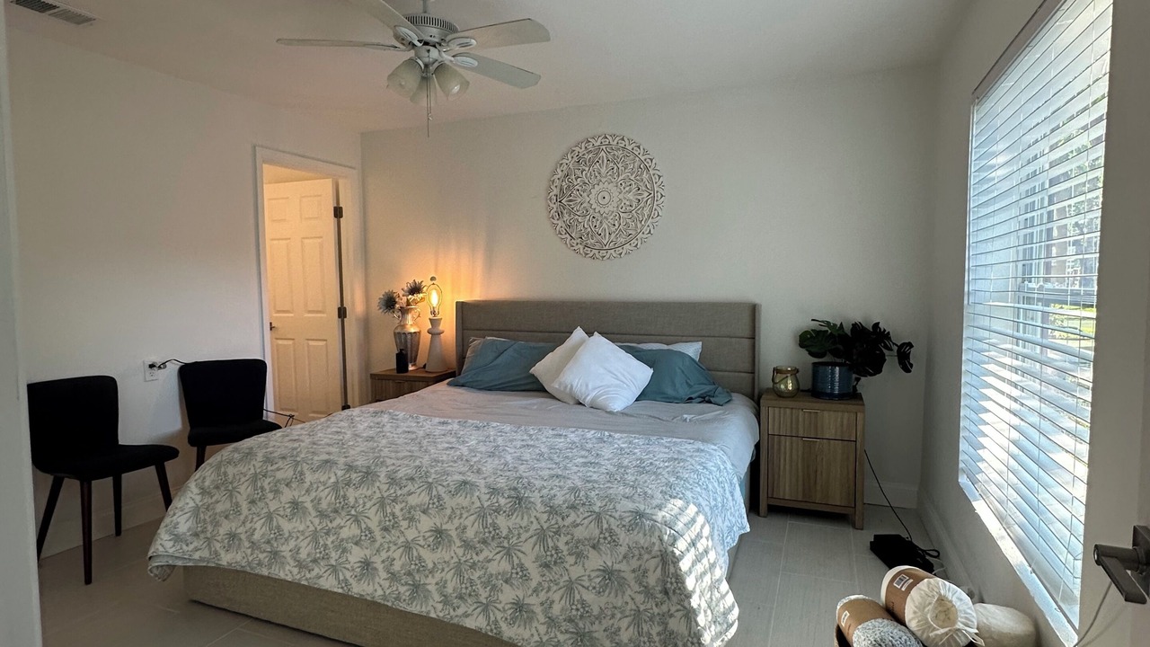 Photo of Bedroom in Shore Acres