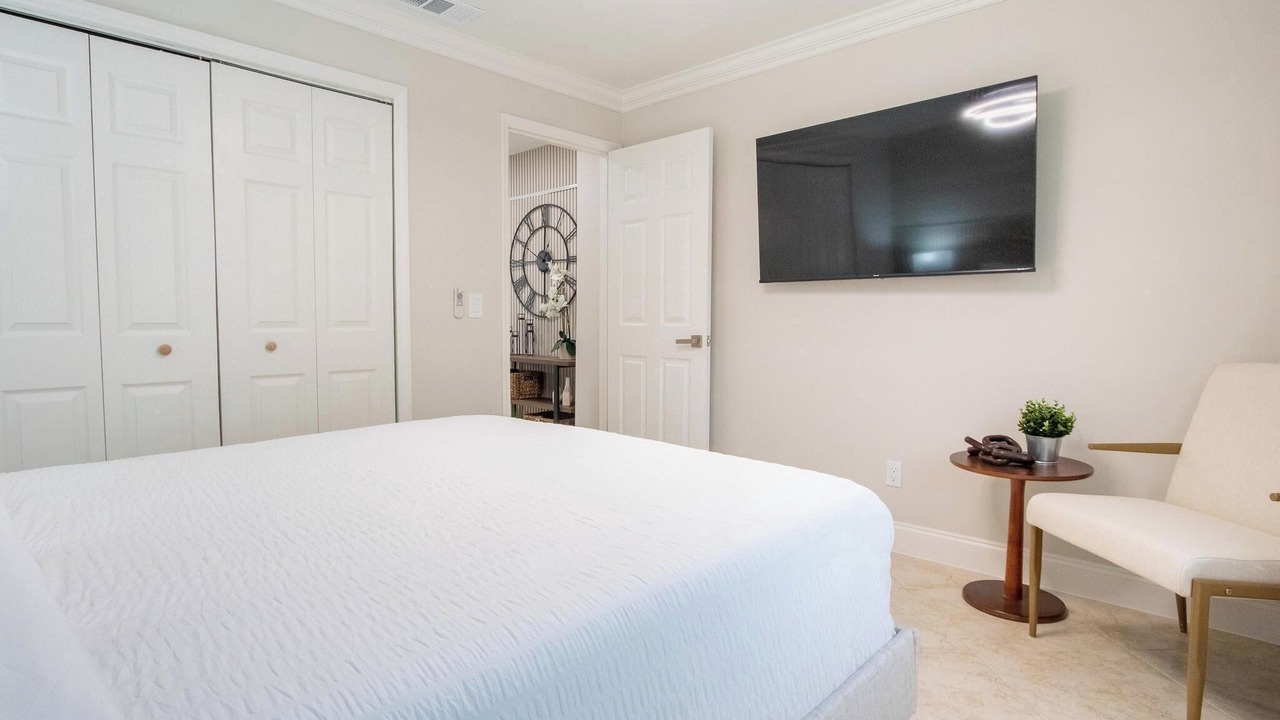 Photo of Bedroom in Longwood