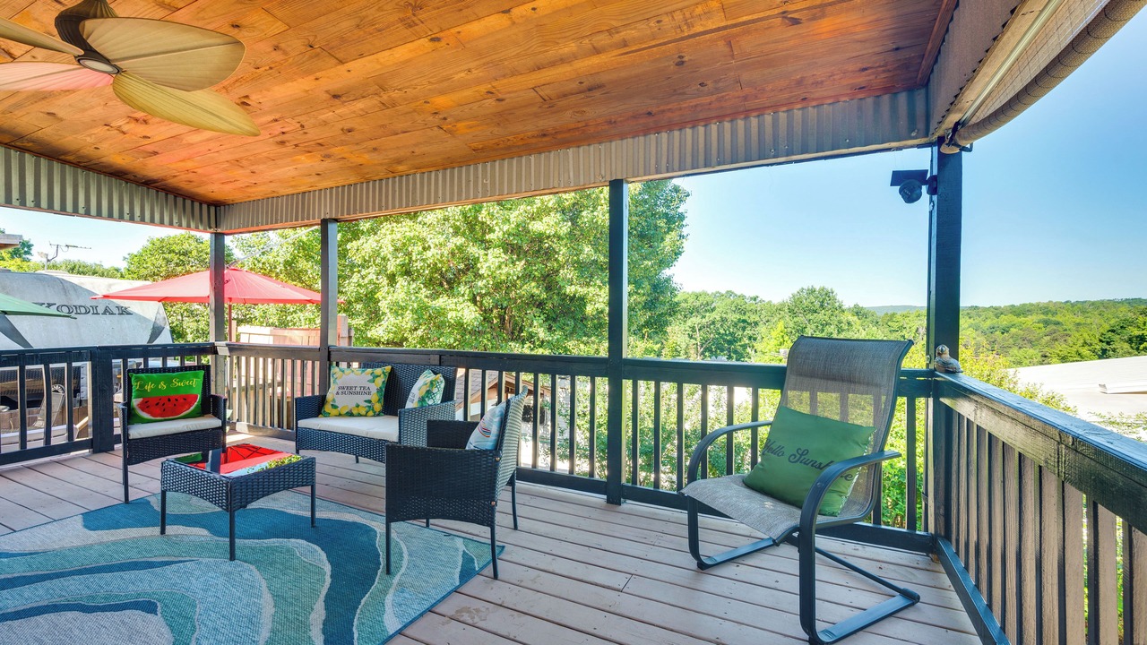Photo of Patio Balcony in New London