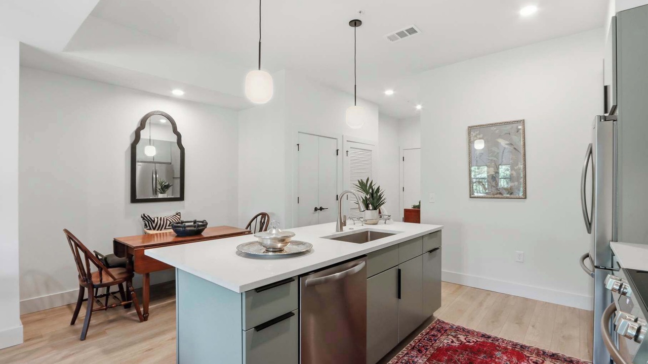 Photo of Kitchen in Metropolitan