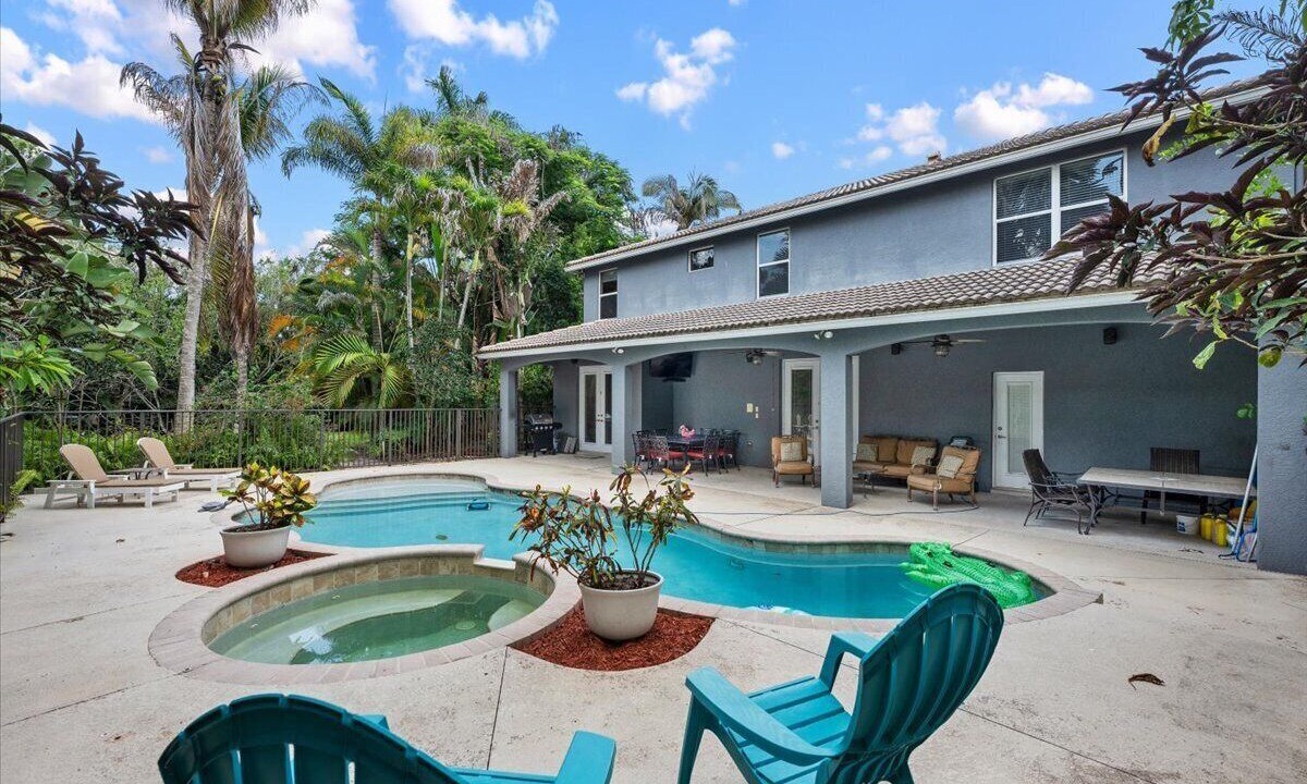 Photo of Outdoor in Jupiter Farms