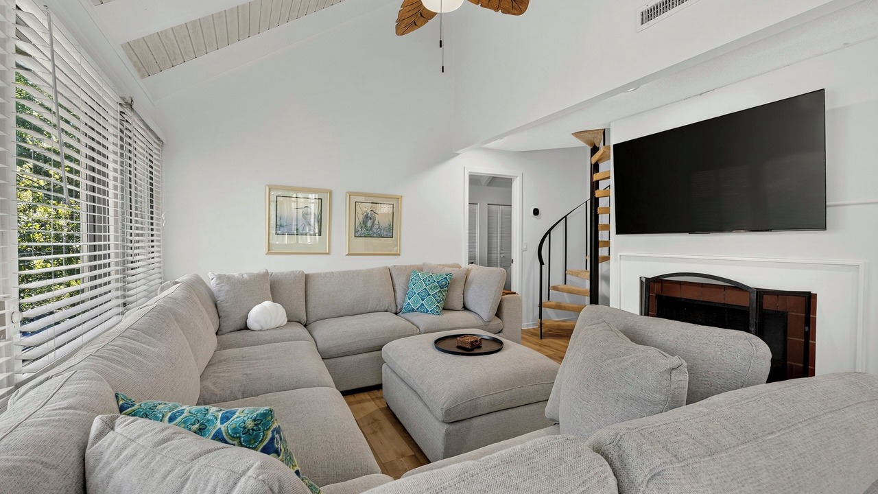 Photo of Livingroom in Oceanside